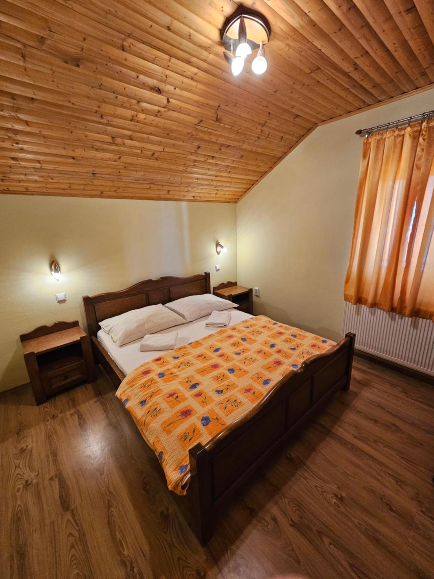 House Mirjana Hotel Smoljanac Exterior photo